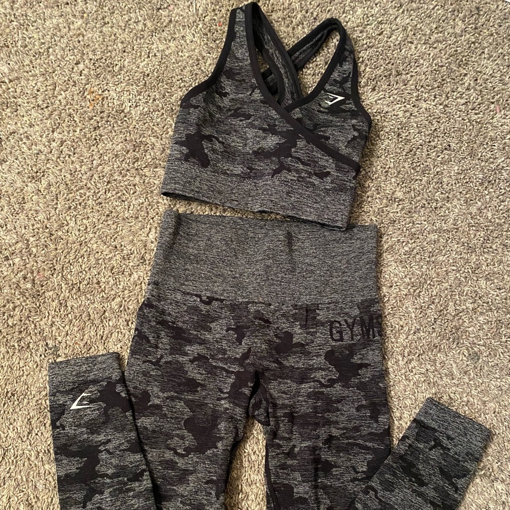 Gymshark camo set xs